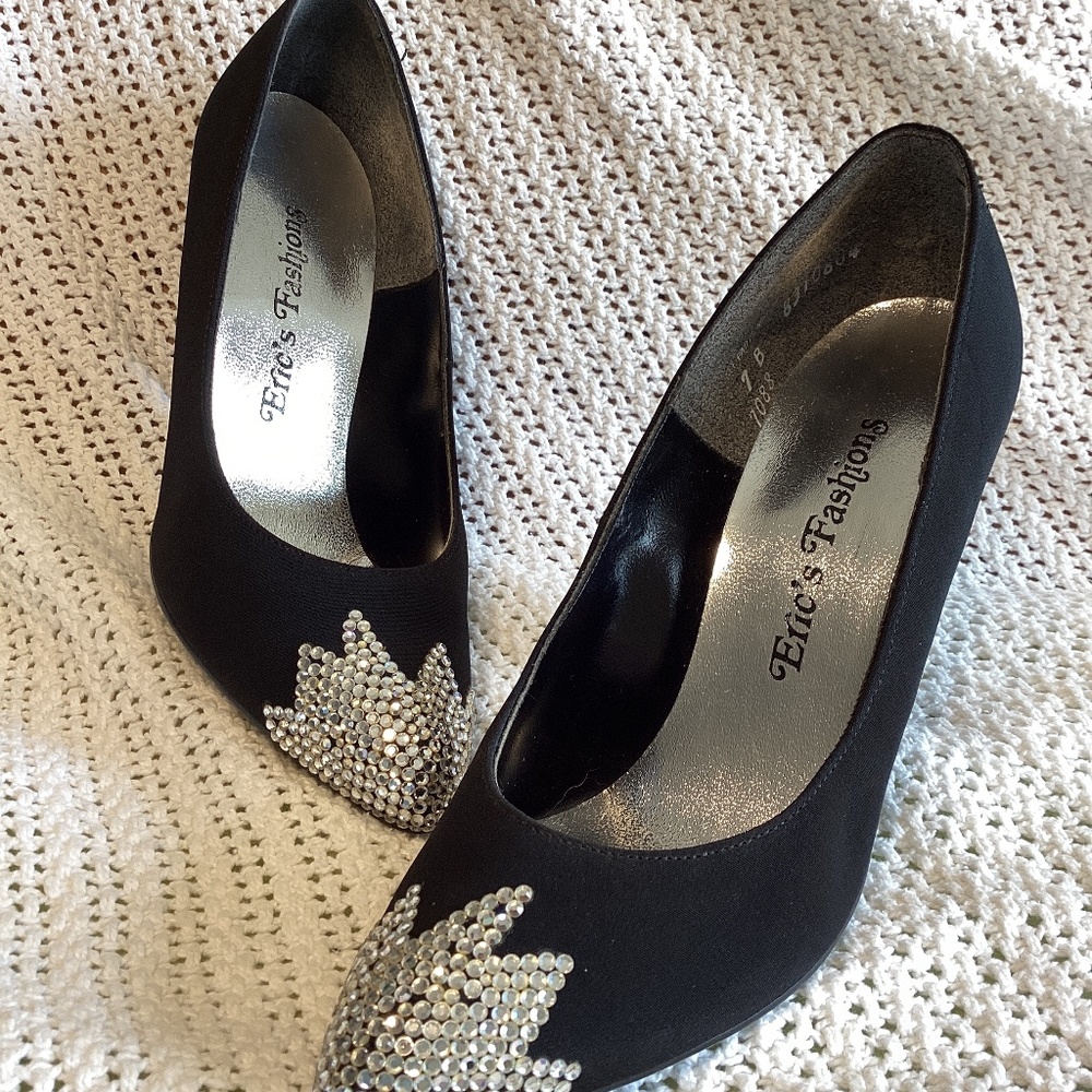 Black 3 1/2” high heels with Crystal Toe accents